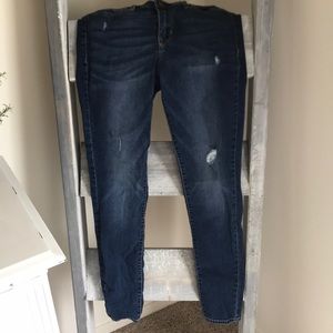 Mid rise jeans